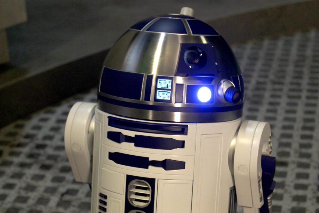Image of the De Agostini ModelSpace 1:2 scale R2-D2 droid, as part of a blog about the top 4 Star Wars droids