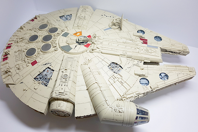 Image of a De Agostini ModelSpace 1:1 scale Millennium Falcon model, as part of a blog about the ModelSpace March scale modeller of the month - Dave Crayford.