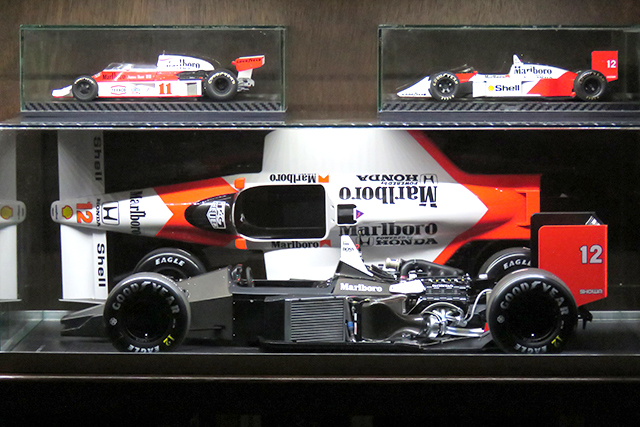 Image of a De Agostini ModelSpace 1:8 scale Senna McLaren MP4/4 model, as part of a blog about the ModelSpace April scale modeller of the month - Malcolm Stock.