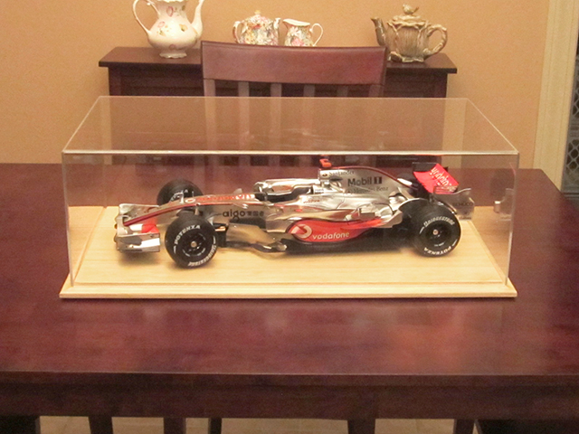 Image of the De Agostini ModelSpace 1:8 scale McLaren MP4-23 scale model, as part of a blog about the ModelSpace July scale modeller of the month - Carl Darby.