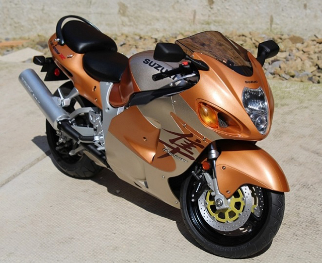 Image of the DeAgostini ModelSpace Suzuki Hayabusa, as part of a blog about the ModelSpace February scale modeller of the month - Alan Crofts.