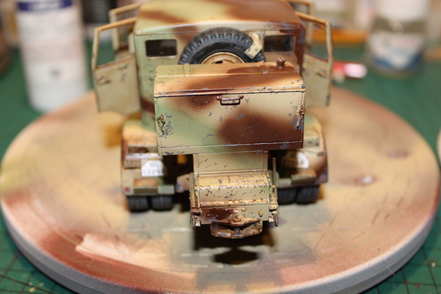 Image of weathered scale model, as part of a guide blog about weathering scale models.