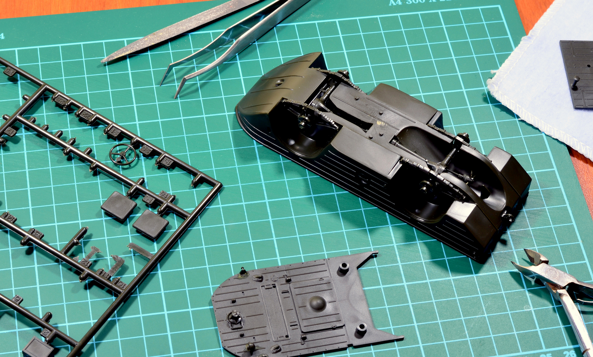 How to Build and Work with Plastic Models - Scale Modelling Tips
