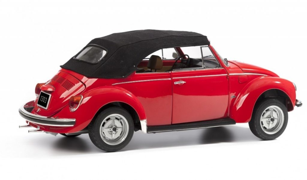 Image of VW Beetle 1303 Cabriolet 1:8 scale model, as part of a blog about the Volkswagen Beetle History.