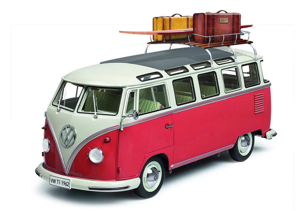 Image of 1:8 scale DeAgostini ModelSpace VW T1 Samba model, as part of a blog about the volkswagen bus history and facts.