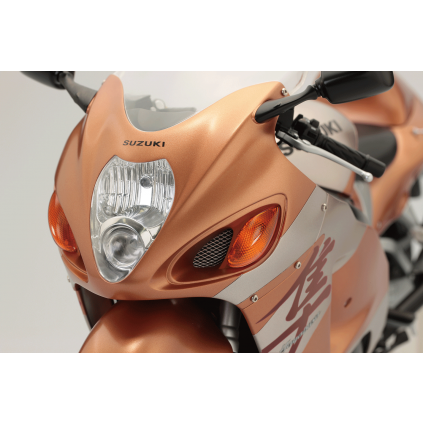 Suzuki GSX 1300R Hayabusa scale model