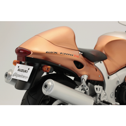 Suzuki GSX 1300R Hayabusa scale model