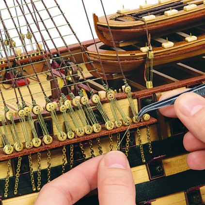 Santisima Trinidad scale model