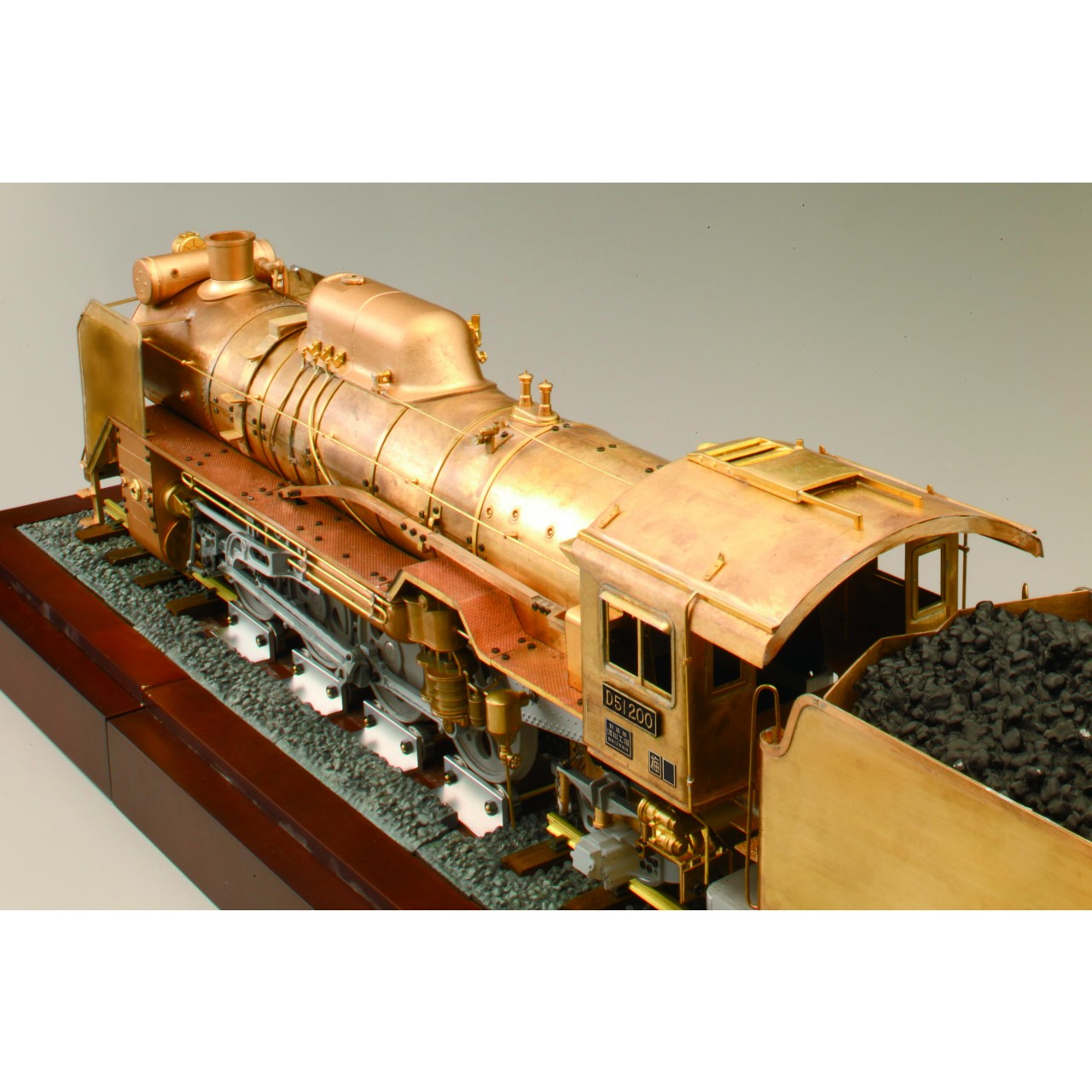 locomotive model kits