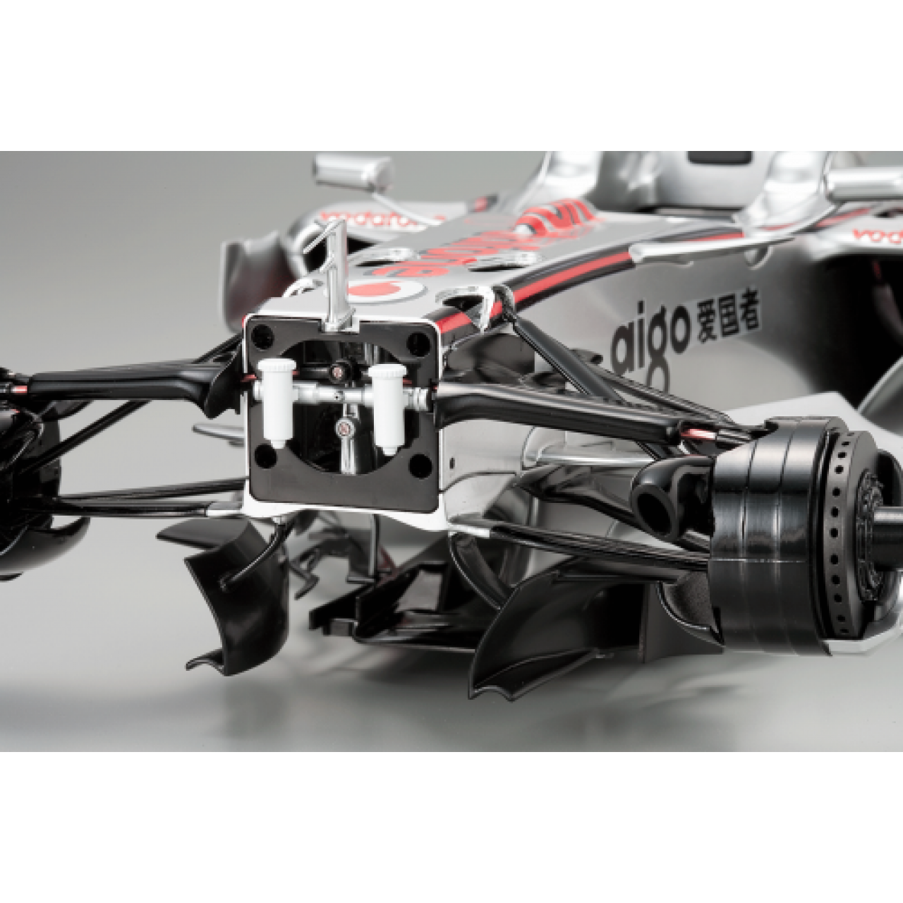 Mclaren Mp4 23 Model Car 1 8 Scale De Agostini Modelspace