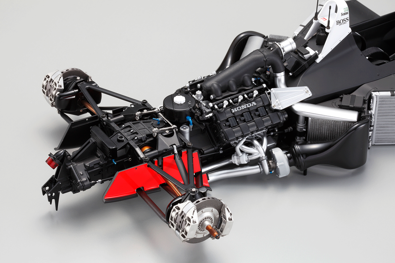 Costruisci La Mclaren Mp4 4 Di Senna Deagostini Modelspace