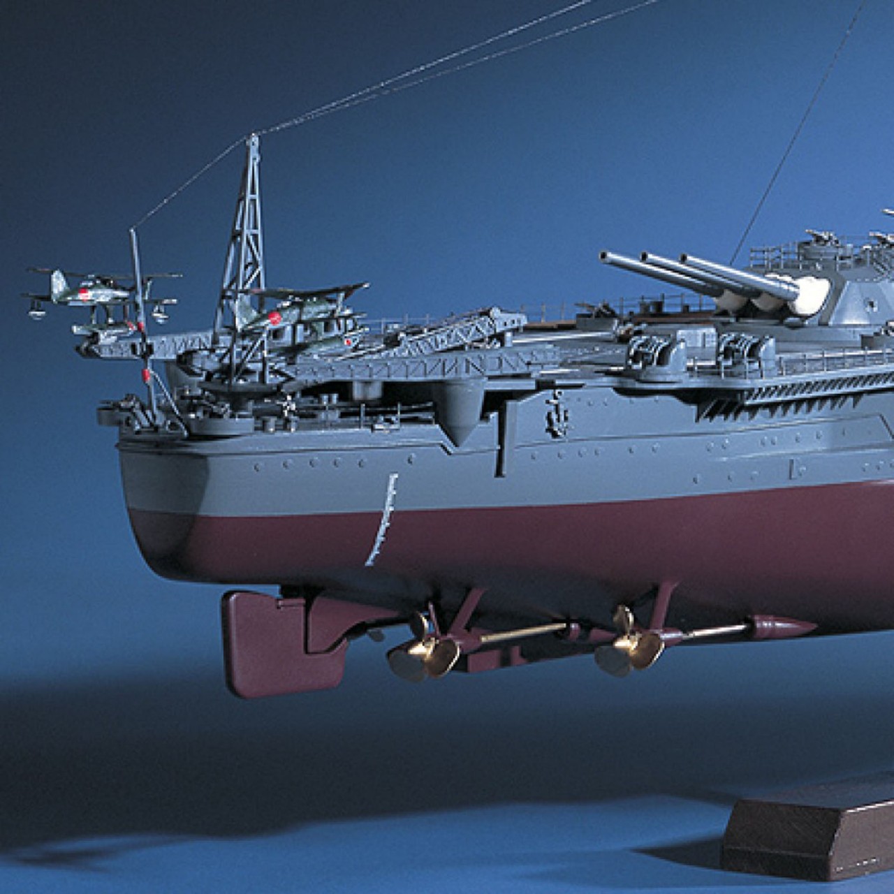 Modello in scala 1250 della corazzata Yamato ModelSpace