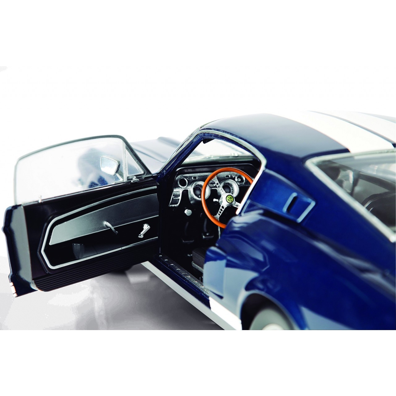 ford mustang modele reduit